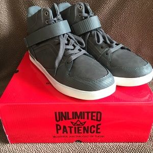 Men’s charcoal gray High Top Sneakers NIB